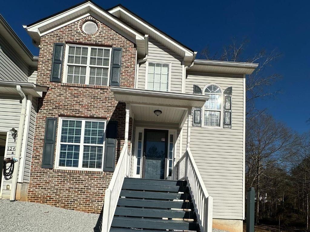 1261 Lakeview Rd Road - Photo 2 of 35