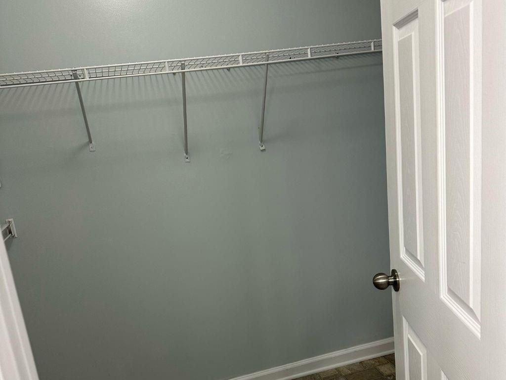 1261 Lakeview Rd Road - Photo 7 of 35