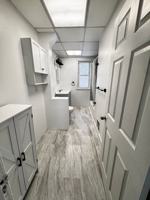 featured image of 62 Rowe Ave ##1