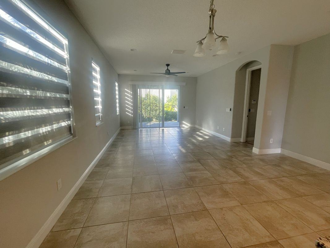 2981 Casterton Dr - Photo 4 of 19