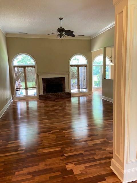 341 Pebble Trl - Photo 2 of 16