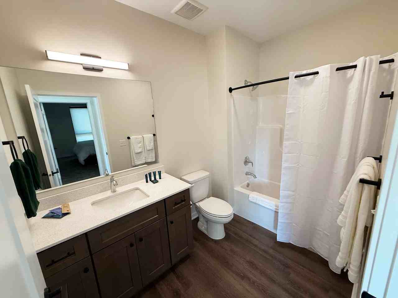 3612 Leavenworth St #302 - Photo 4 of 9