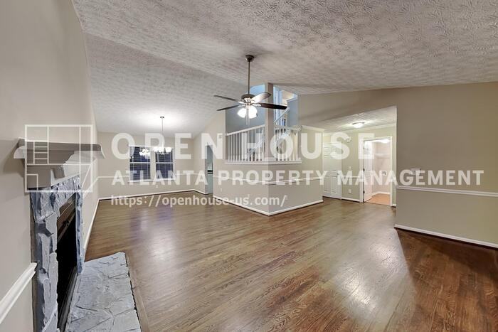 2981 Sutton Gln - Photo 7 of 31