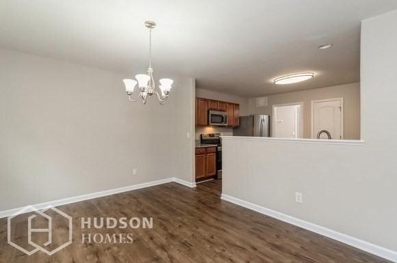 6832 Planting Ct - Photo 6 of 16