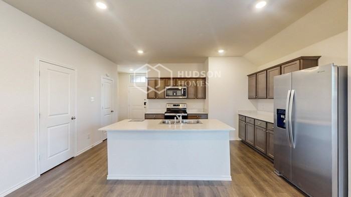 346 Unbridled Rd - Photo 7 of 28