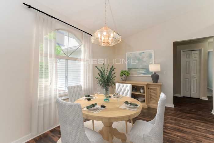 2299 Kerridale St - Photo 4 of 18