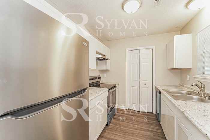 5524 Cottage Cove Ln - Photo 7 of 16