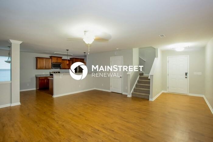 1047 Manston Pl Sw - Photo 4 of 18