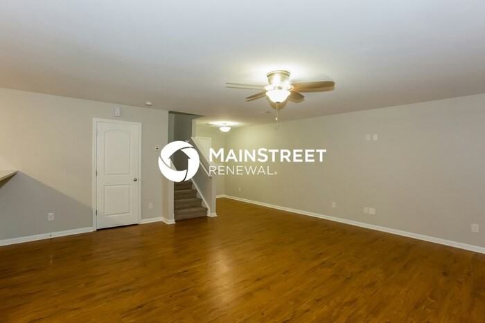 1047 Manston Pl Sw - Photo 5 of 18