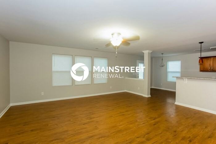 1047 Manston Pl Sw - Photo 6 of 18