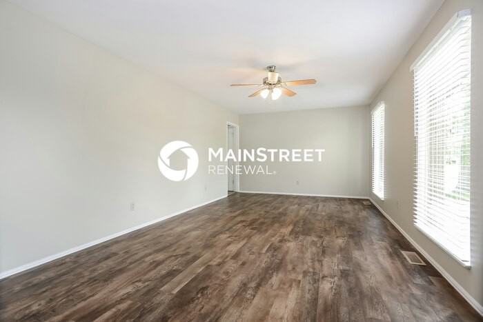 3754 Monsols Dr - Photo 2 of 17