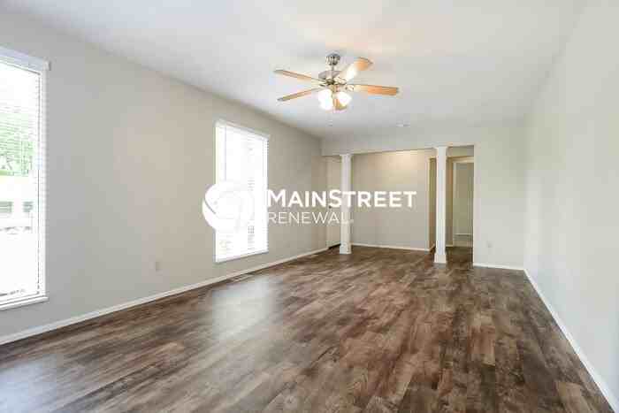 3754 Monsols Dr - Photo 3 of 17