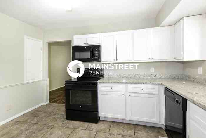 3754 Monsols Dr - Photo 7 of 17