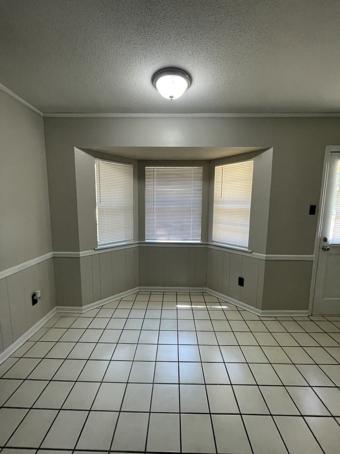 1216 Green Mountain Dr - Photo 5 of 13