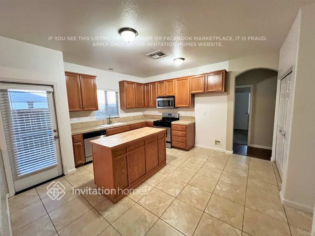 5548 Seedling Way - Photo 4 of 12