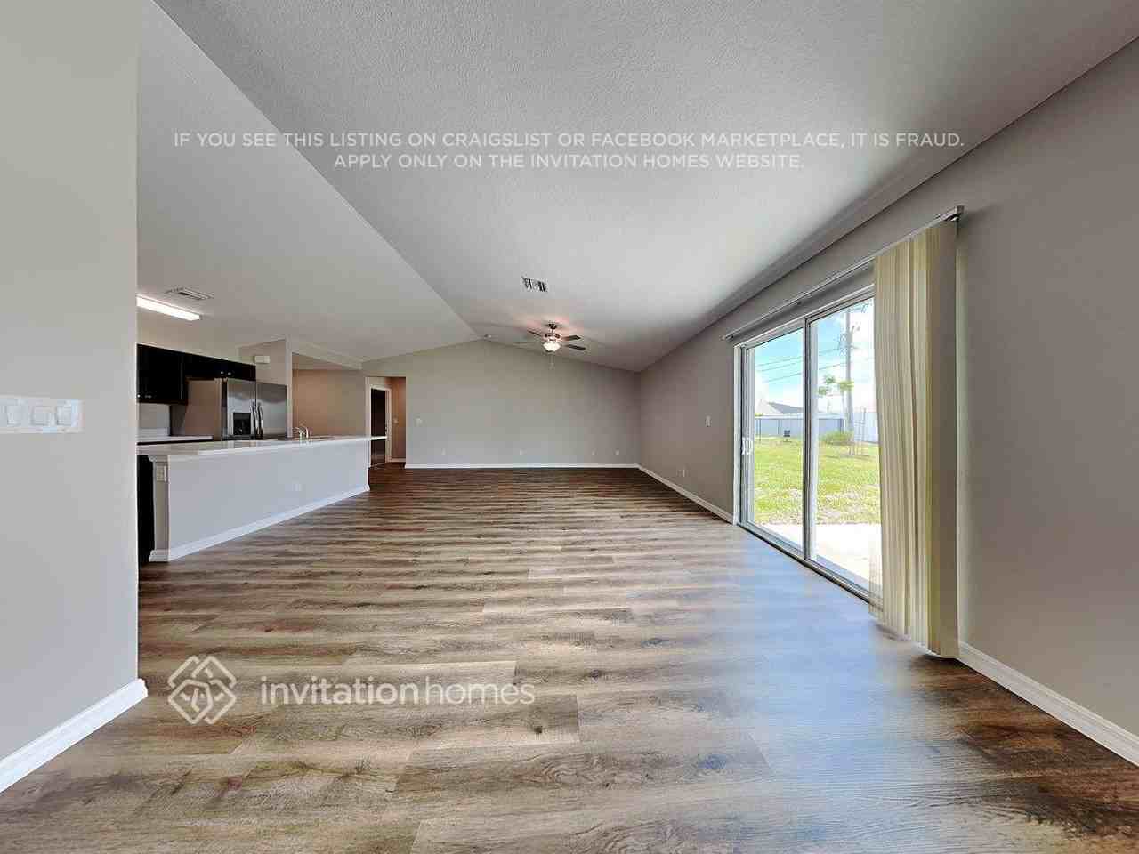 413 Nw 1st Pl - Photo 5 of 20