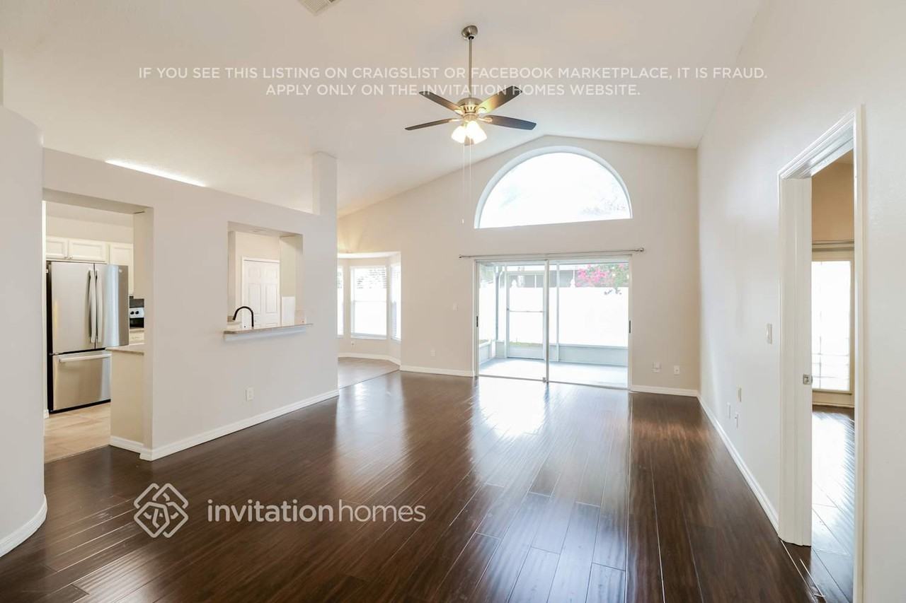 4021 Fontana Pl - Photo 5 of 17