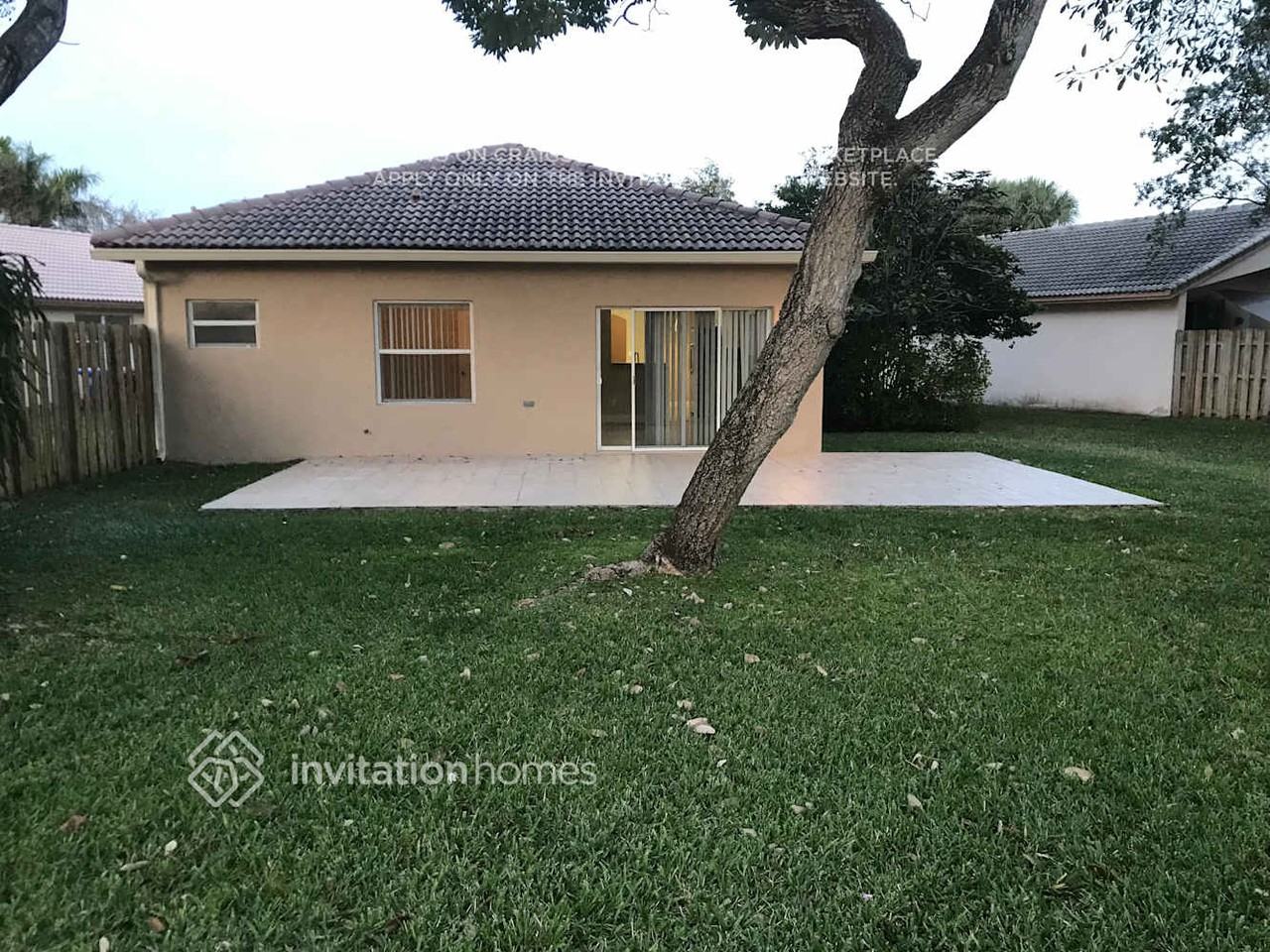 17150 Nw 11th St - Photo 2 of 4