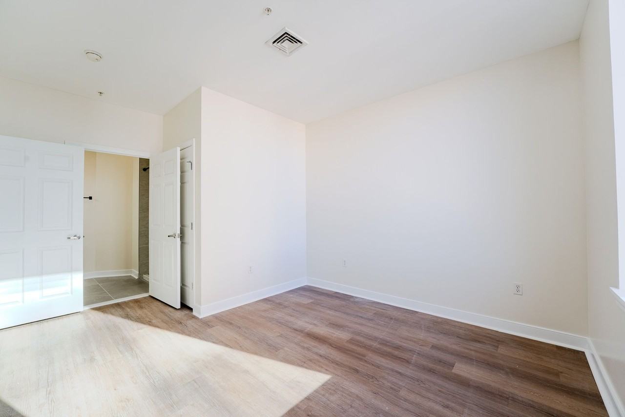 333 State St - Photo 6 of 9