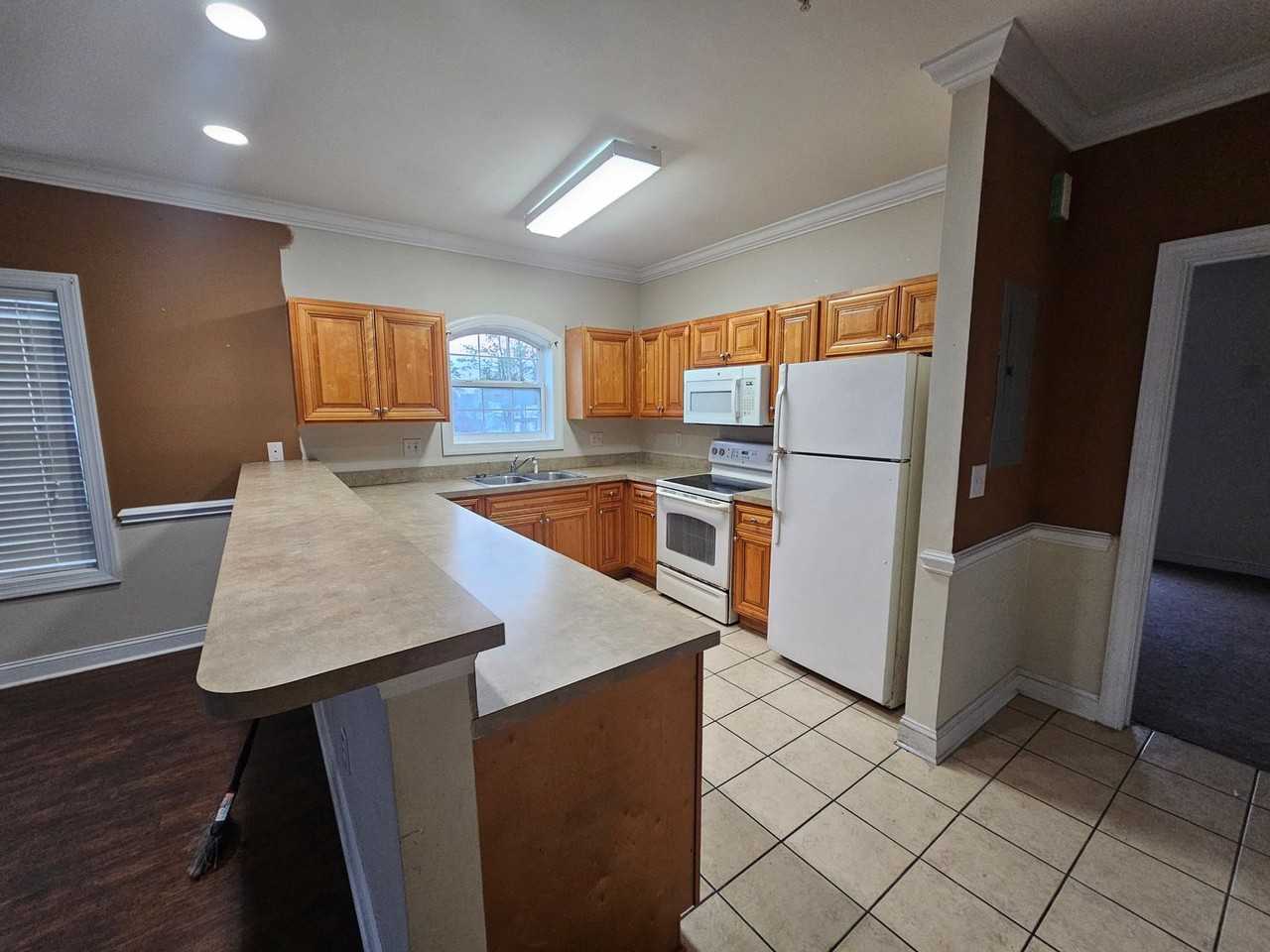 4141 Hibiscus Dr - Photo 3 of 8