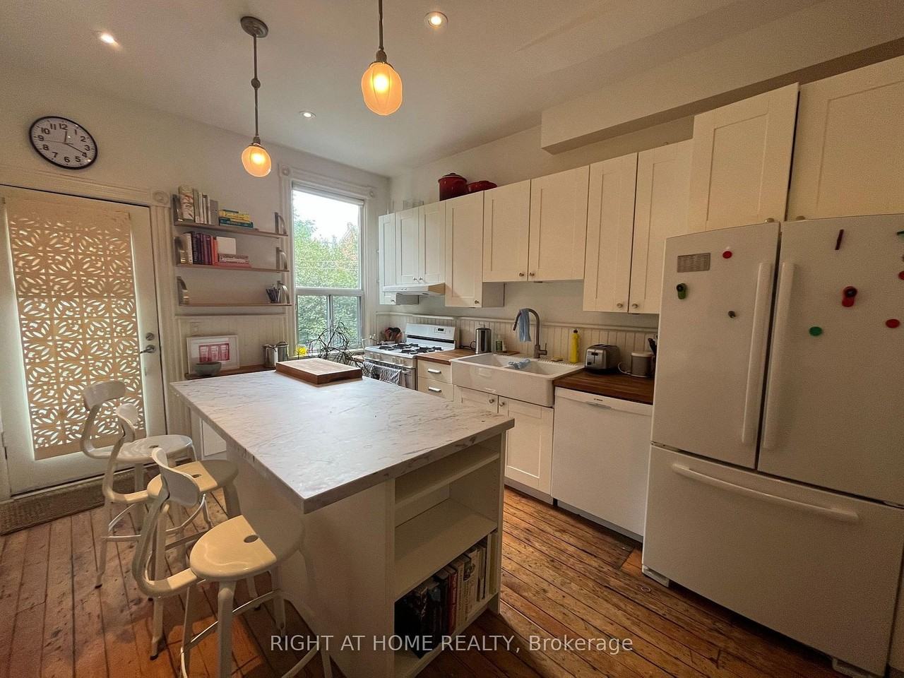 60 Mitchell Avenue - Photo 7 of 20