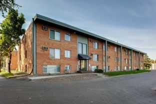 1527 Westminster St - Photo 1 of 1