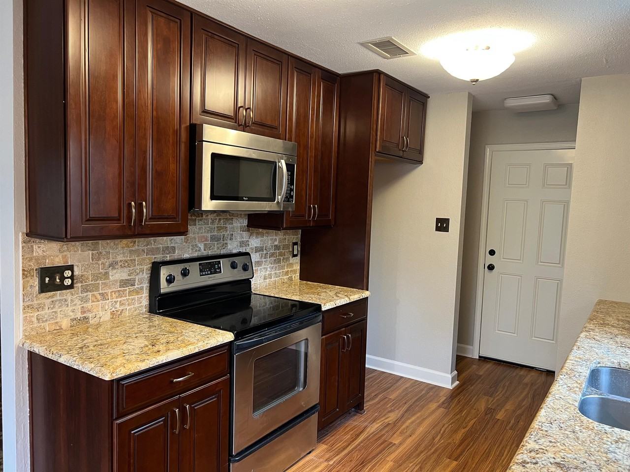 110 Windmill Ridge Dr #1 - Photo 4 of 11