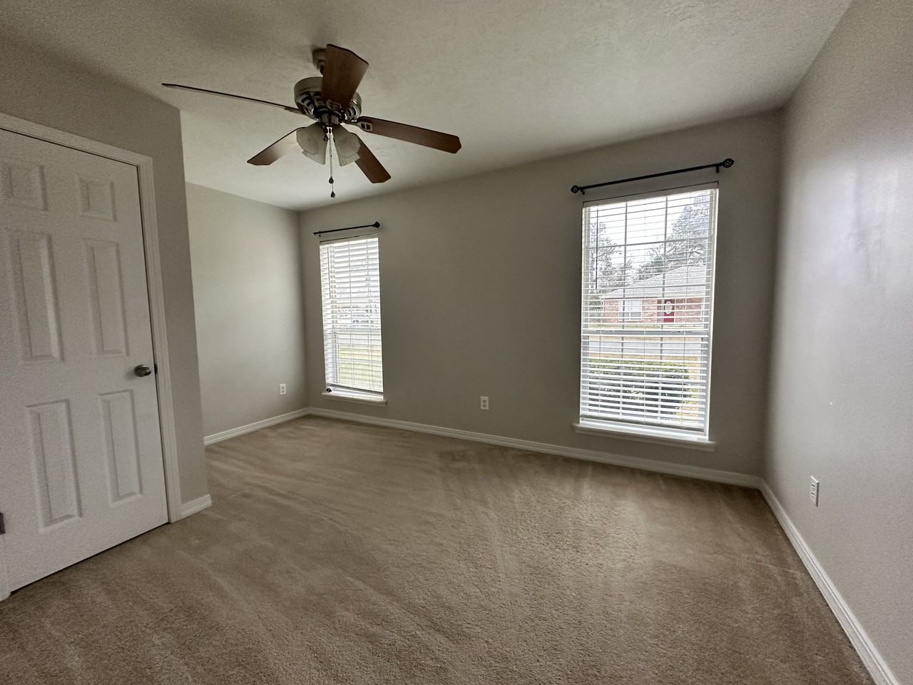 6202 Fagan Cir #1 - Photo 6 of 8