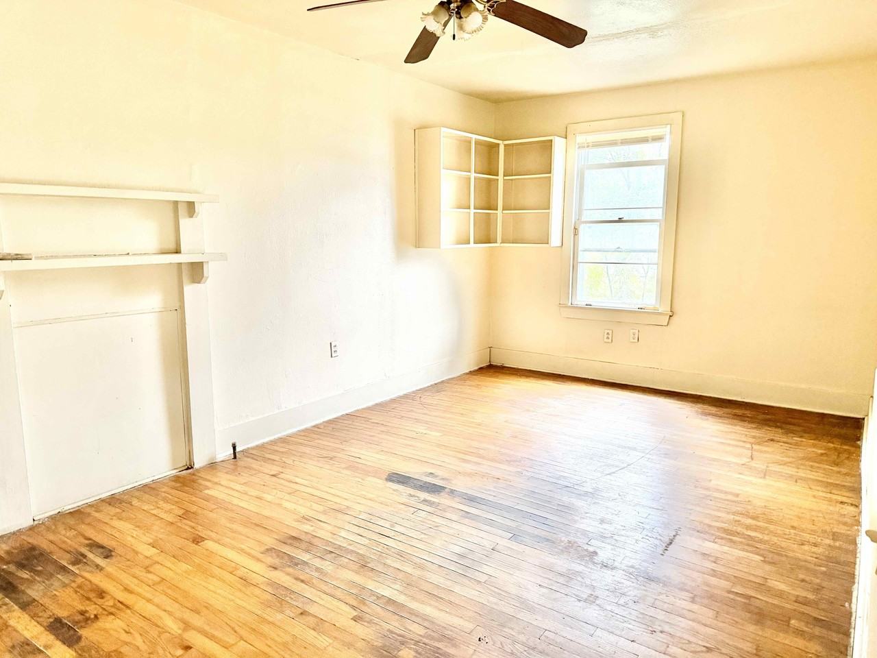 1203 S 18th St #1 - Photo 3 of 12