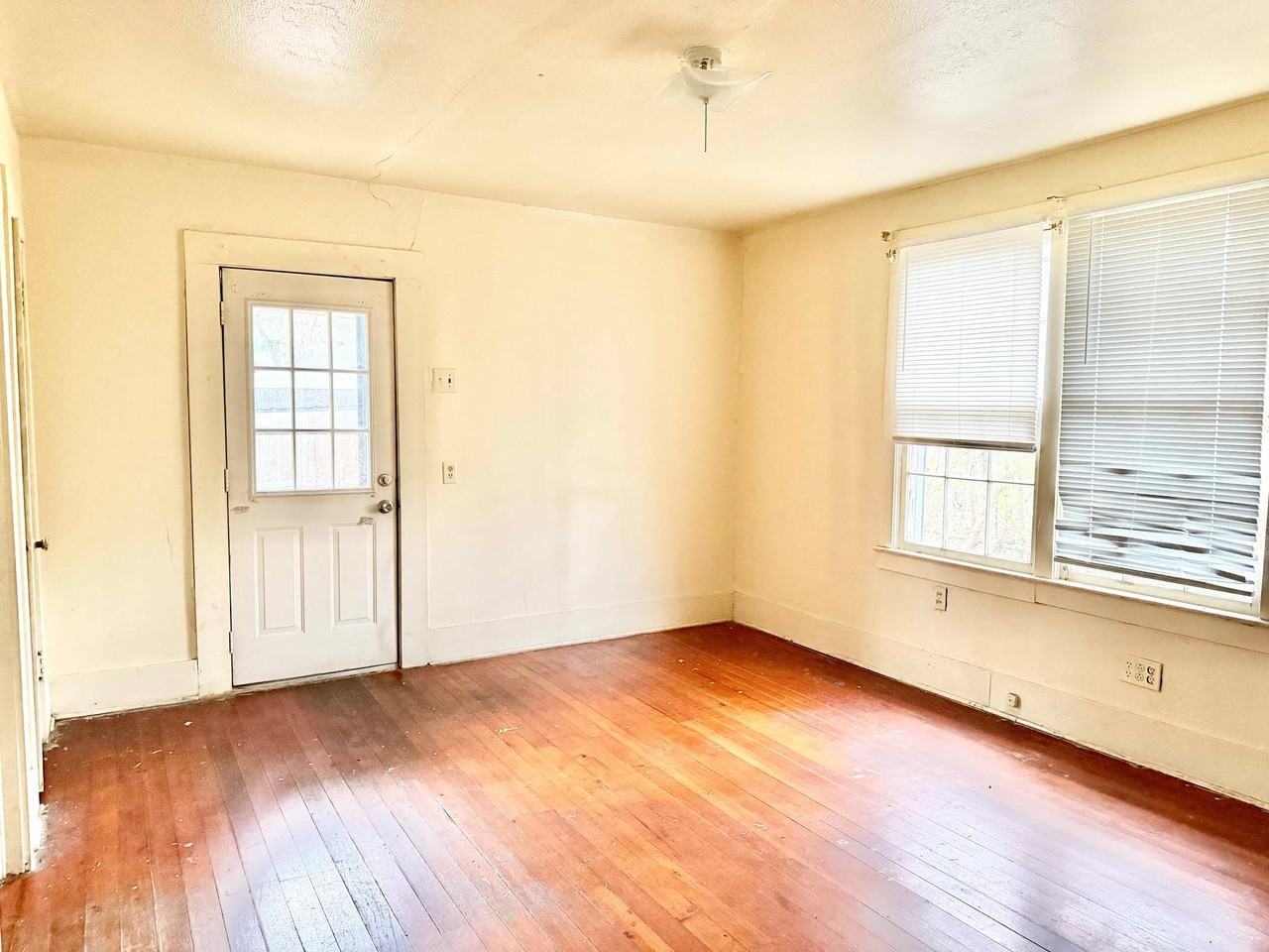 1203 S 18th St #1 - Photo 7 of 12