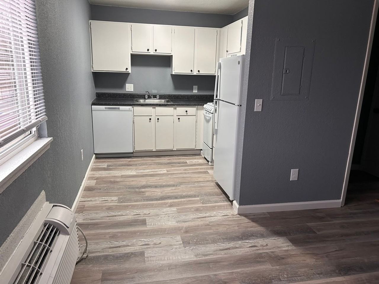 WSquareWest - Photo 2 of 11