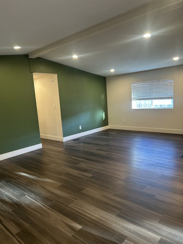 2730 Larkspur St #NA - Photo 5 of 20