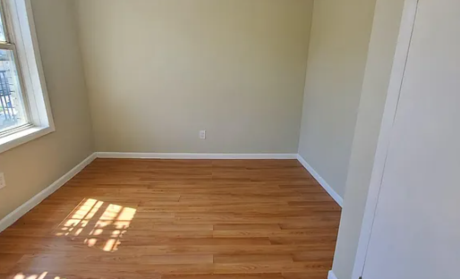 169 22nd St #6 - Photo 3 of 6