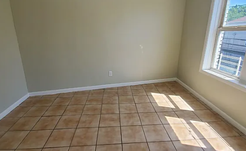 169 22nd St #6 - Photo 4 of 6