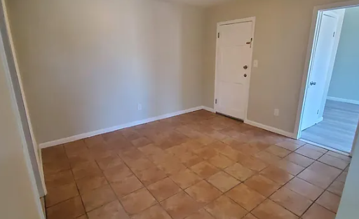 169 22nd St #6 - Photo 5 of 6