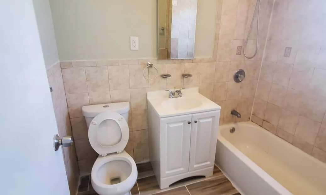 169 22nd St #6 - Photo 6 of 6