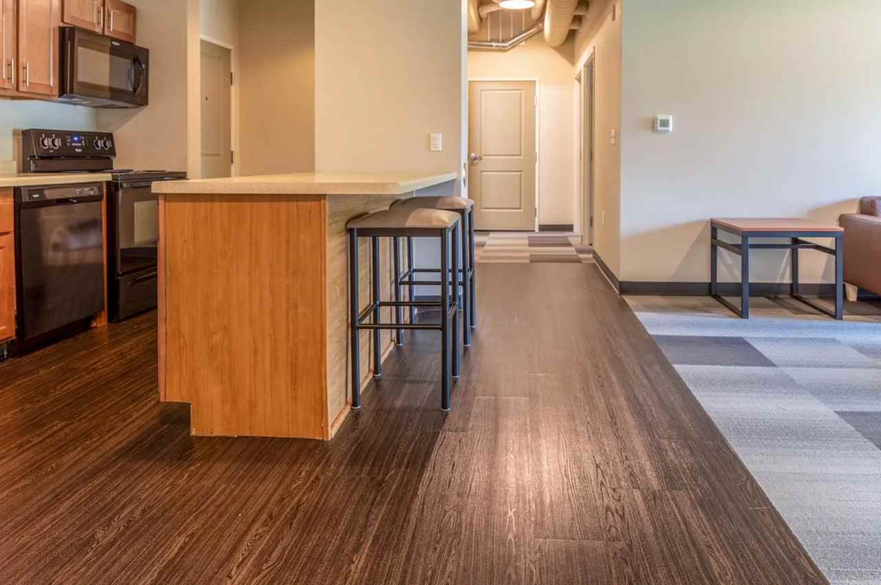 234 N Prince St - Photo 5 of 17