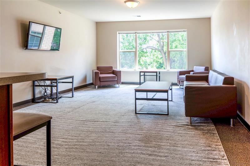 234 N Prince St - Photo 3 of 19