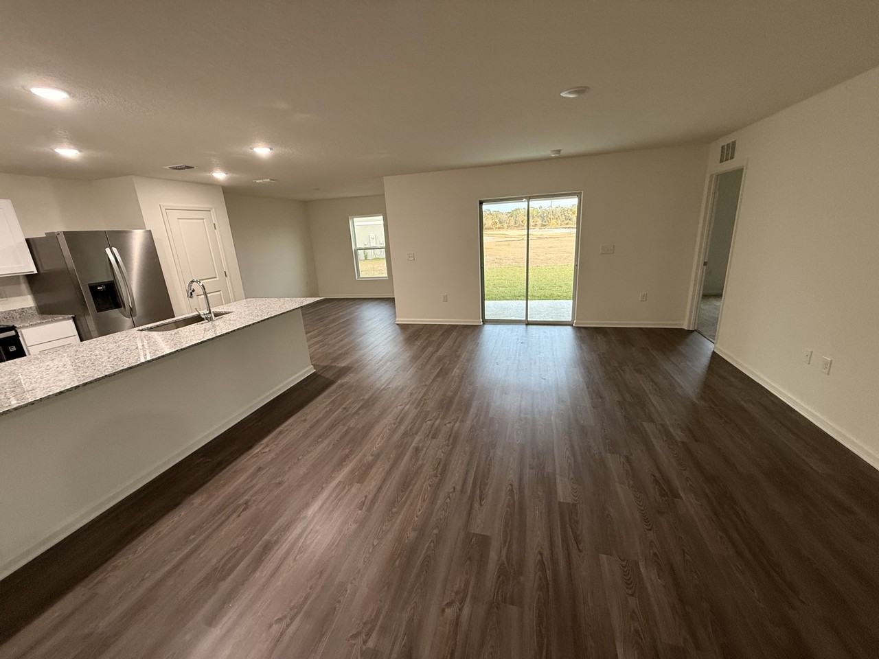 2555 Nw 23rd Ave #NA - Photo 4 of 16