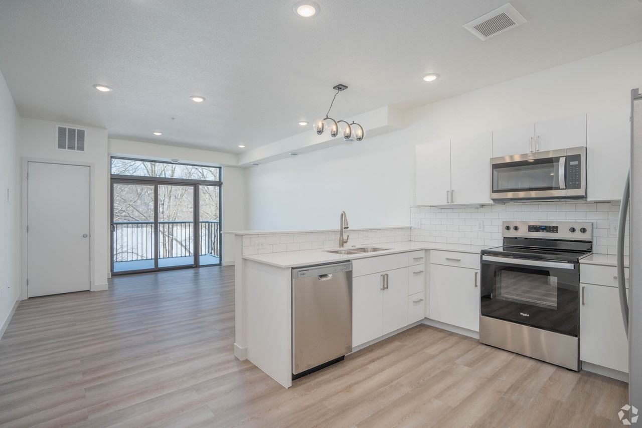 1247 Range St #116 - Photo 3 of 18