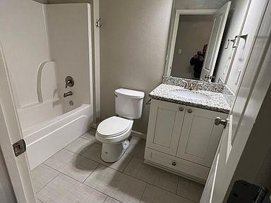 13712 Fox Hill Dr #NA - Photo 3 of 13