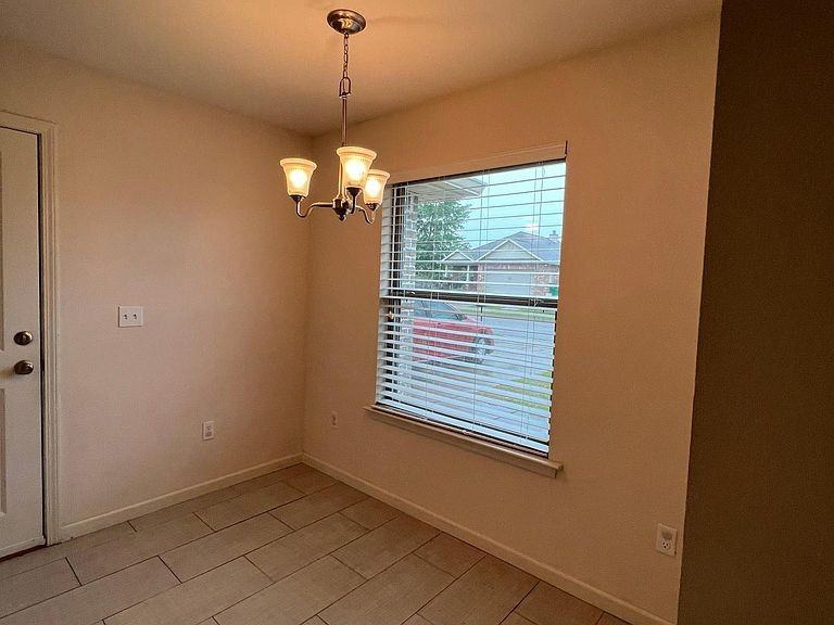 13712 Fox Hill Dr #NA - Photo 4 of 13