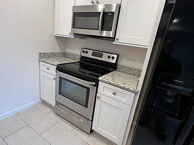 13712 Fox Hill Dr #NA - Photo 5 of 13