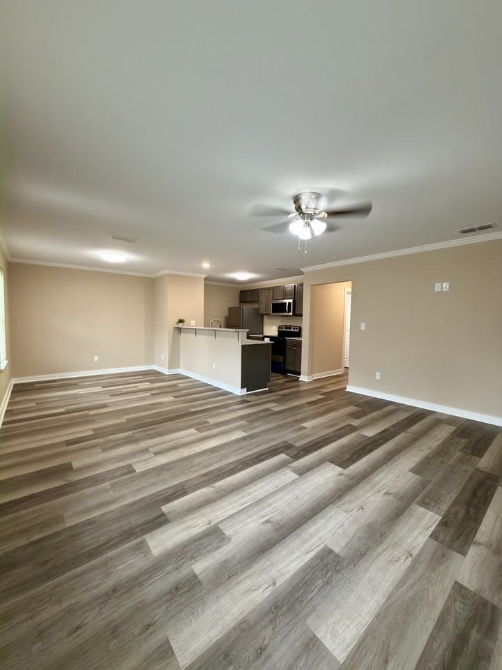 2013 E Devine St #NA - Photo 2 of 11