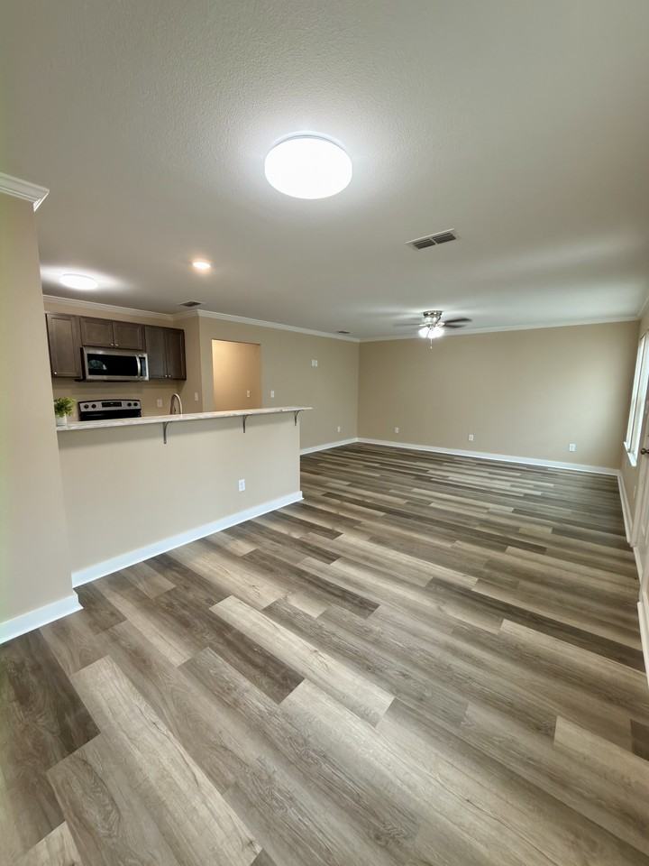 2013 E Devine St #NA - Photo 3 of 11