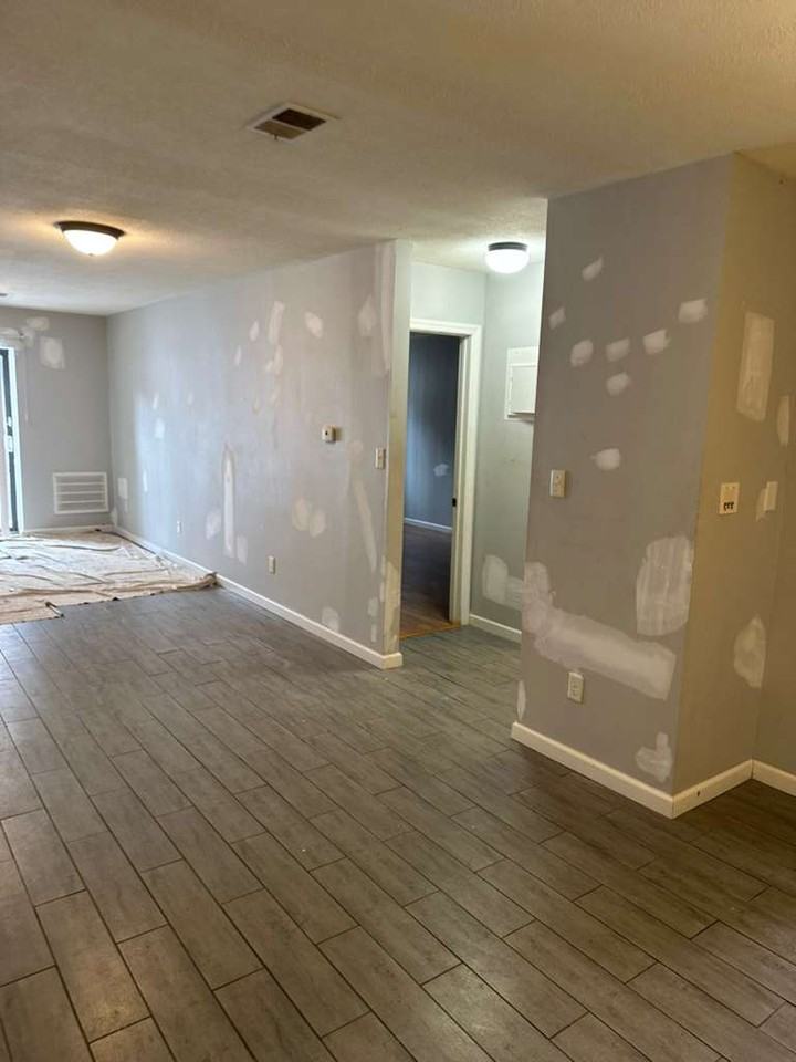 402 Kennedy Dr #402 - Photo 7 of 8