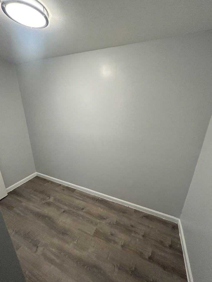 285 Essex St #2A - Photo 2 of 11