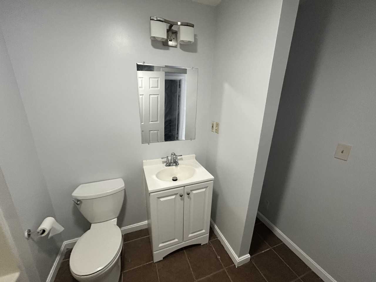 285 Essex St #2A - Photo 4 of 11