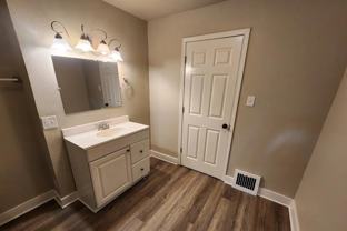 3985 S Lenox St #NA - Photo 1 of 1