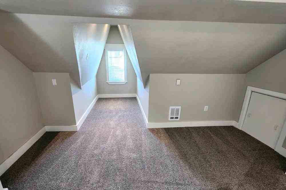 3985 S Lenox St #NA - Photo 2 of 6